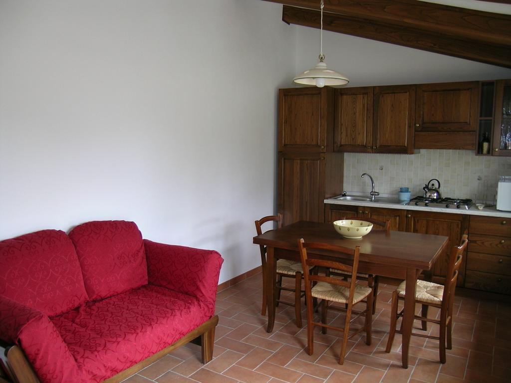 Agriturismo Podere Ossaia Cortona Room photo