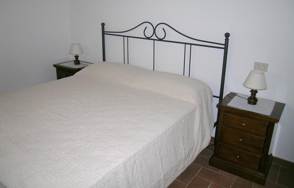 Agriturismo Podere Ossaia Cortona Room photo